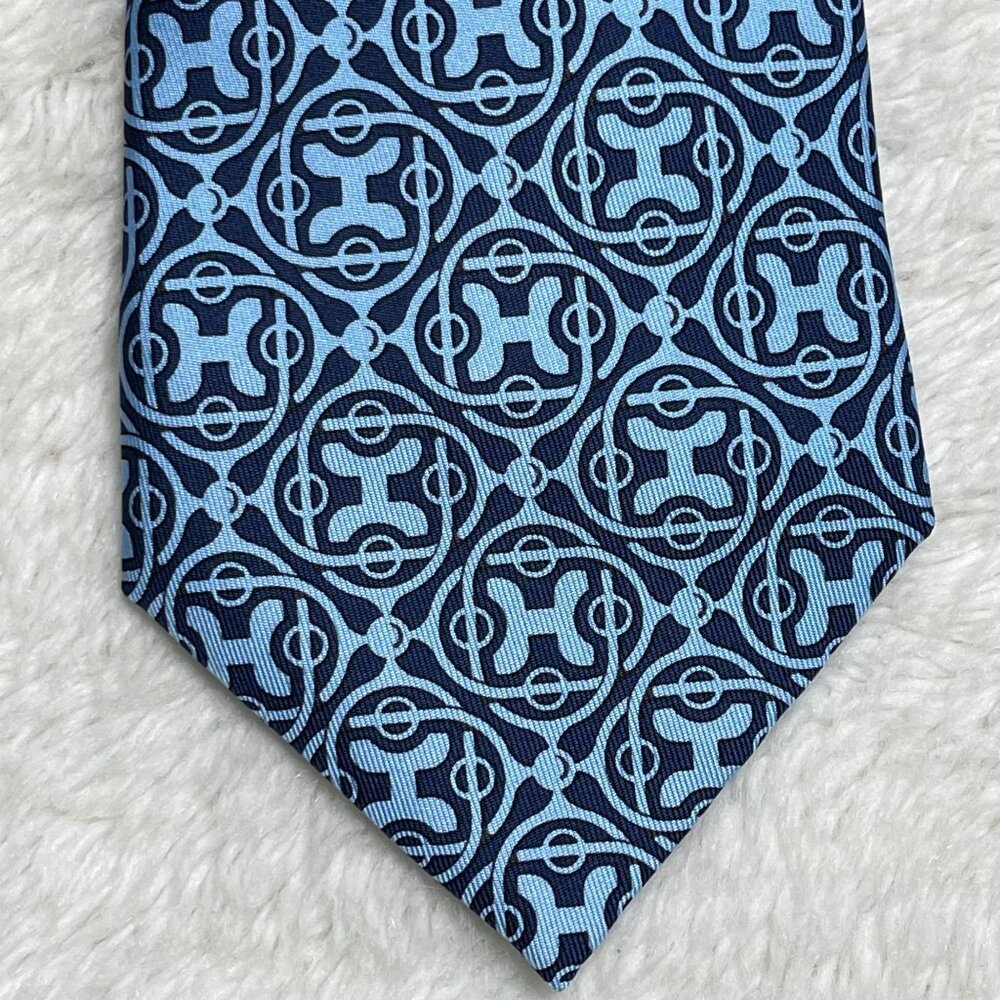 Hermes Blue Silk Geometric Tie - Picture 3 of 7